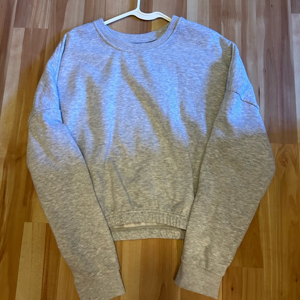 Gray Crewneck Sweatshirt